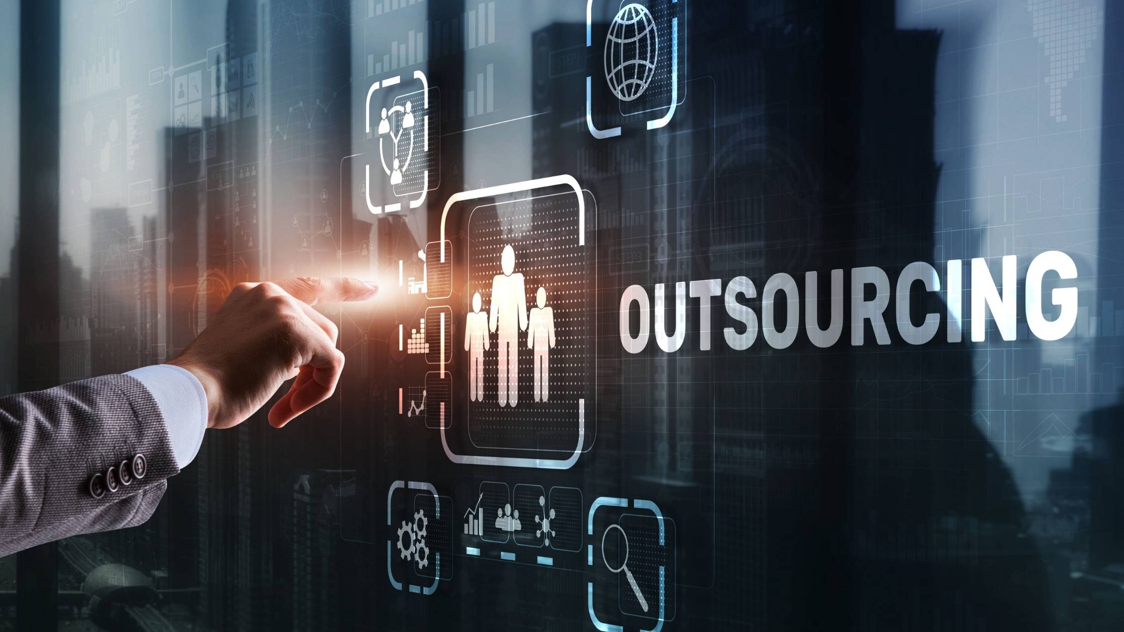 Why Small Businesses Should Outsource IT Services